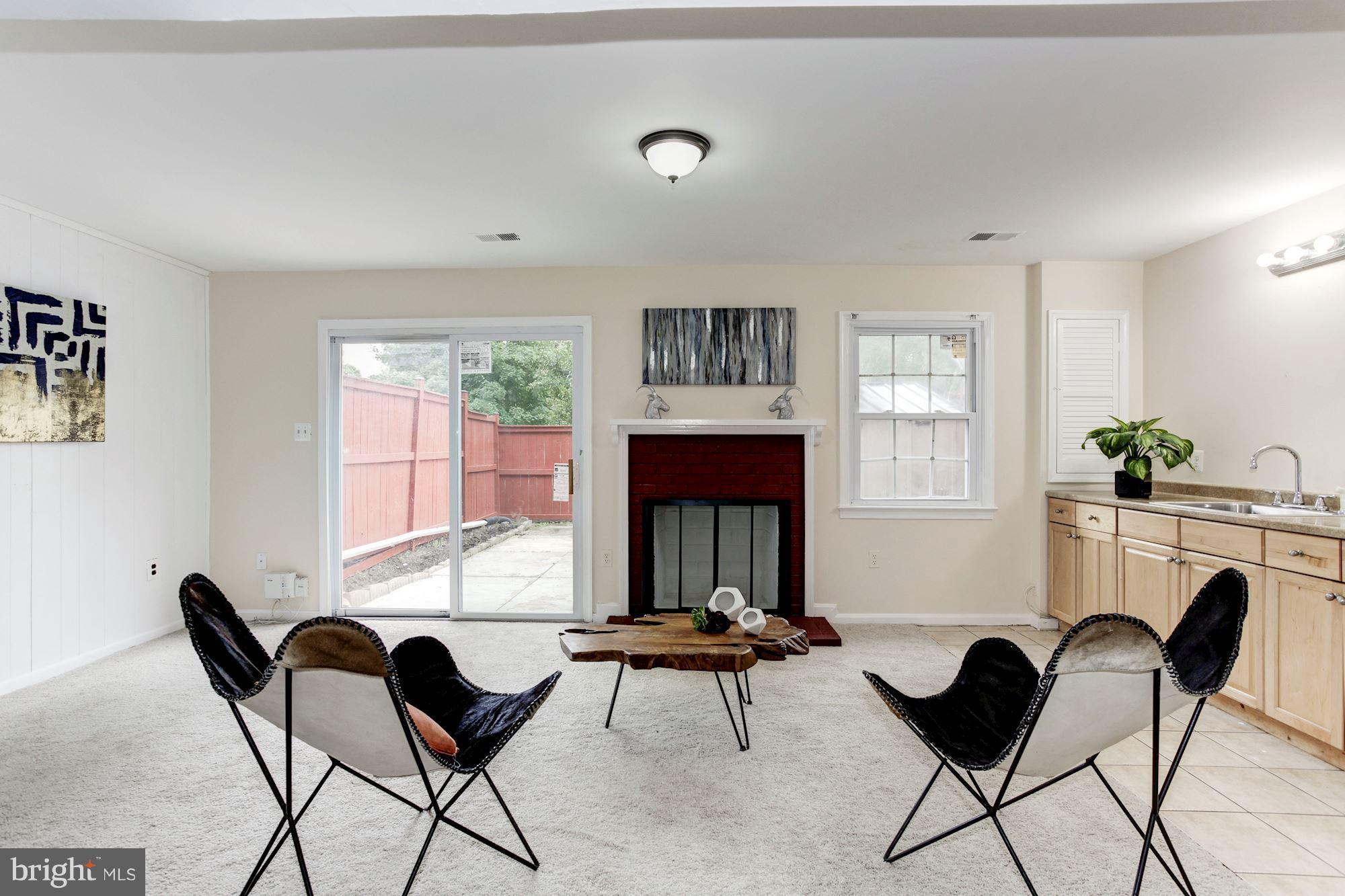 8130 Sleepy View Lane Springfield, VA 22153 - Photo 26 of 29 Family Room