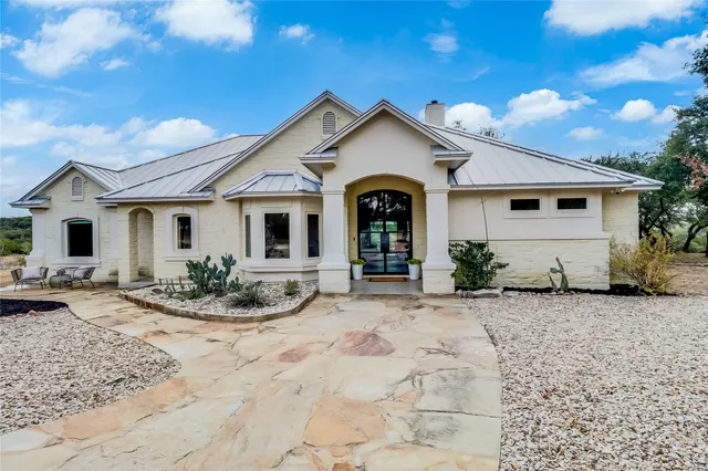 $1,299,000 | 1100 Norwood Road, Dripping Springs, TX 78620