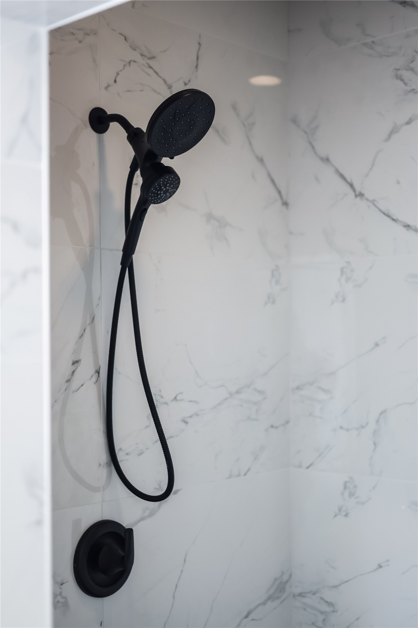 1100 Norwood Road Dripping Springs, TX 78620 - Photo 18 of 38 a bathroom with a shower