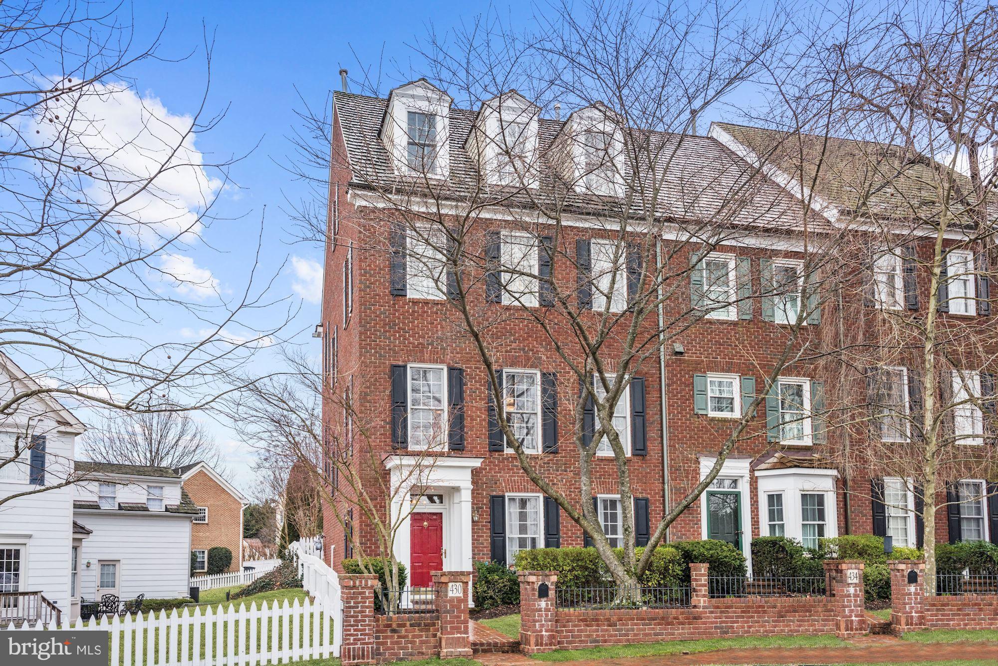 430 Tschiffely Square Road