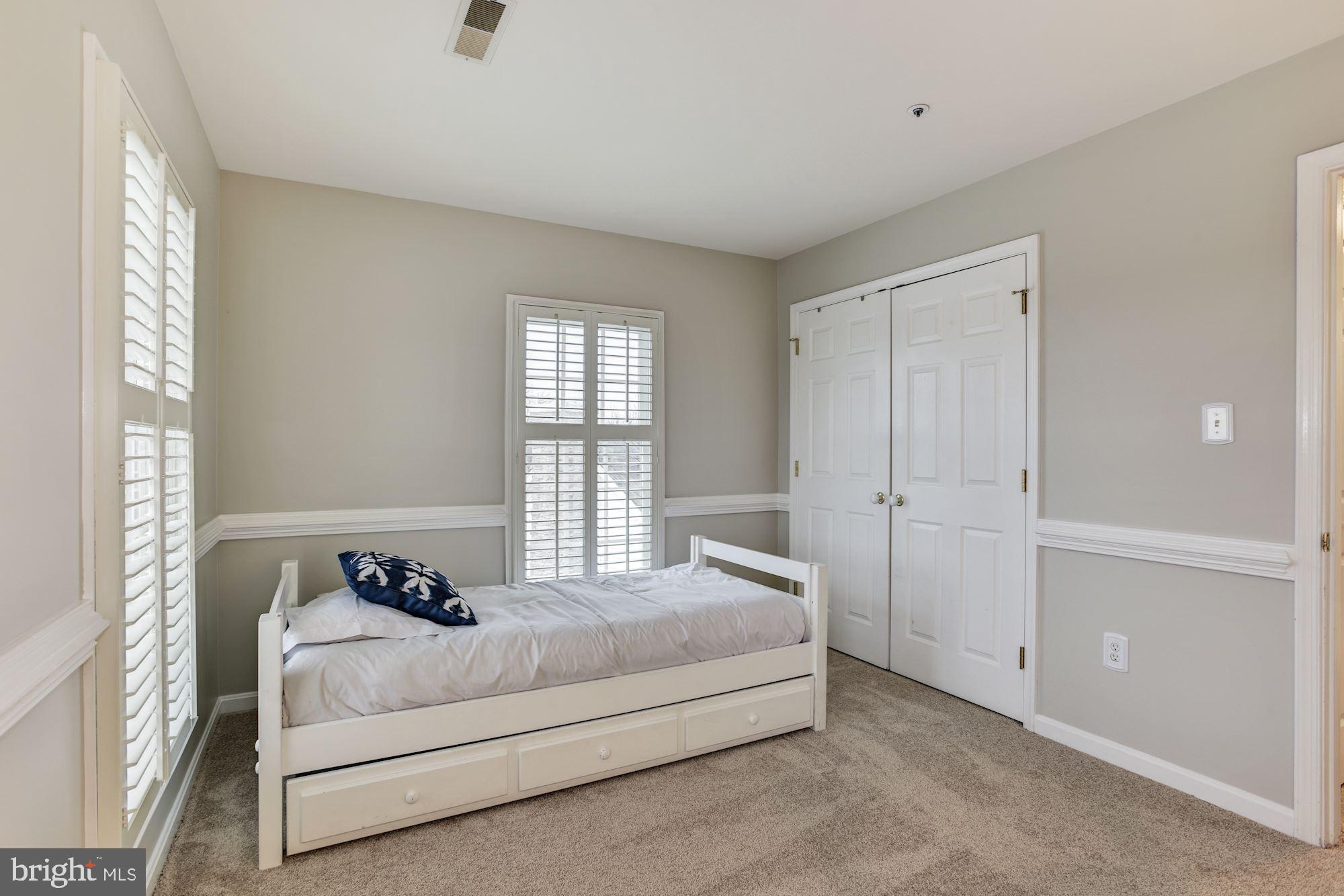 430 Tschiffely Square Road Gaithersburg, MD 20878 - Photo 26 of 51 Bedroom