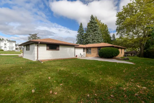 $530,000 | 2285 North 166th Street, Brookfield, WI 53005