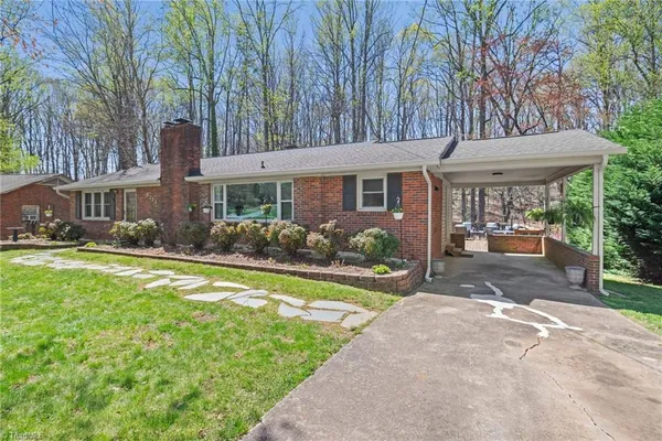 $379,999 | 6313 Arden Circle, Clemmons, NC 27012