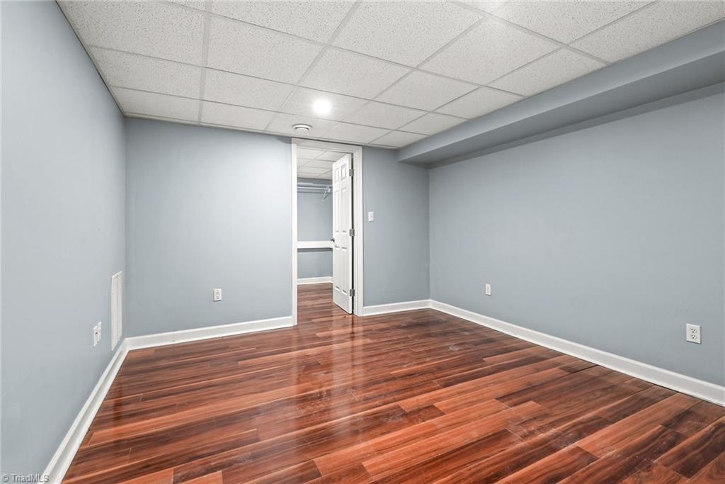 6313 Arden Circle Clemmons, NC 27012 - Photo 23 of 34 Downstairs room, could be used as a 4th bedroom!