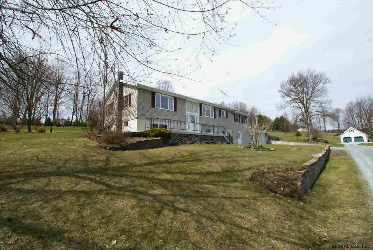 23 Dailey Way Hampton, NY 12837 - Photo 1 of 34 Photo 1