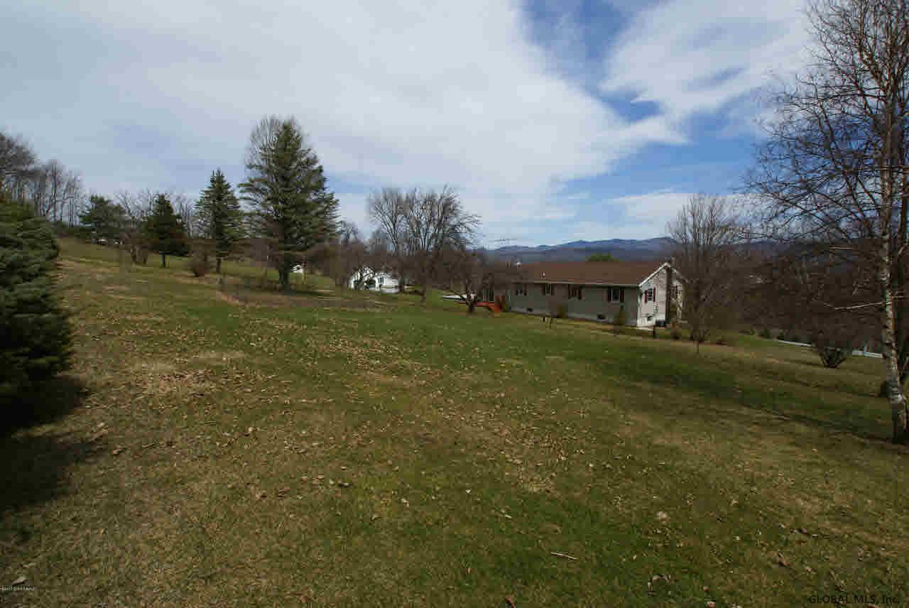 23 Dailey Way Hampton, NY 12837 - Photo 7 of 34 Photo 7