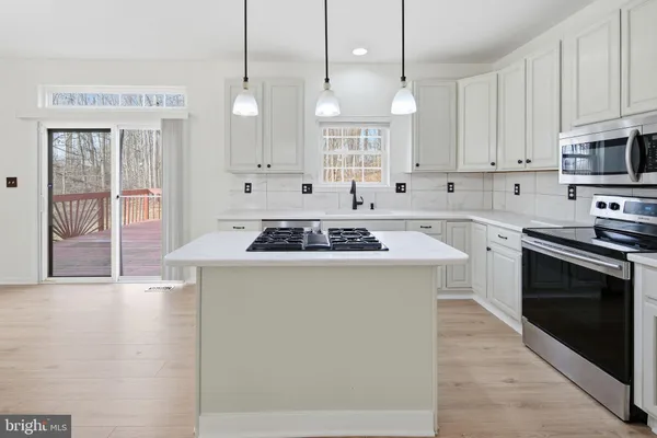 $900,000 | 5209 Devonport Court, Glenn Dale, MD 20769