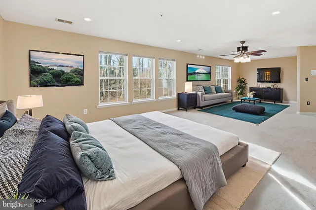 $900,000 | 5209 Devonport Court, Glenn Dale, MD 20769