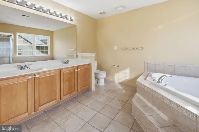 $900,000 | 5209 Devonport Court, Glenn Dale, MD 20769