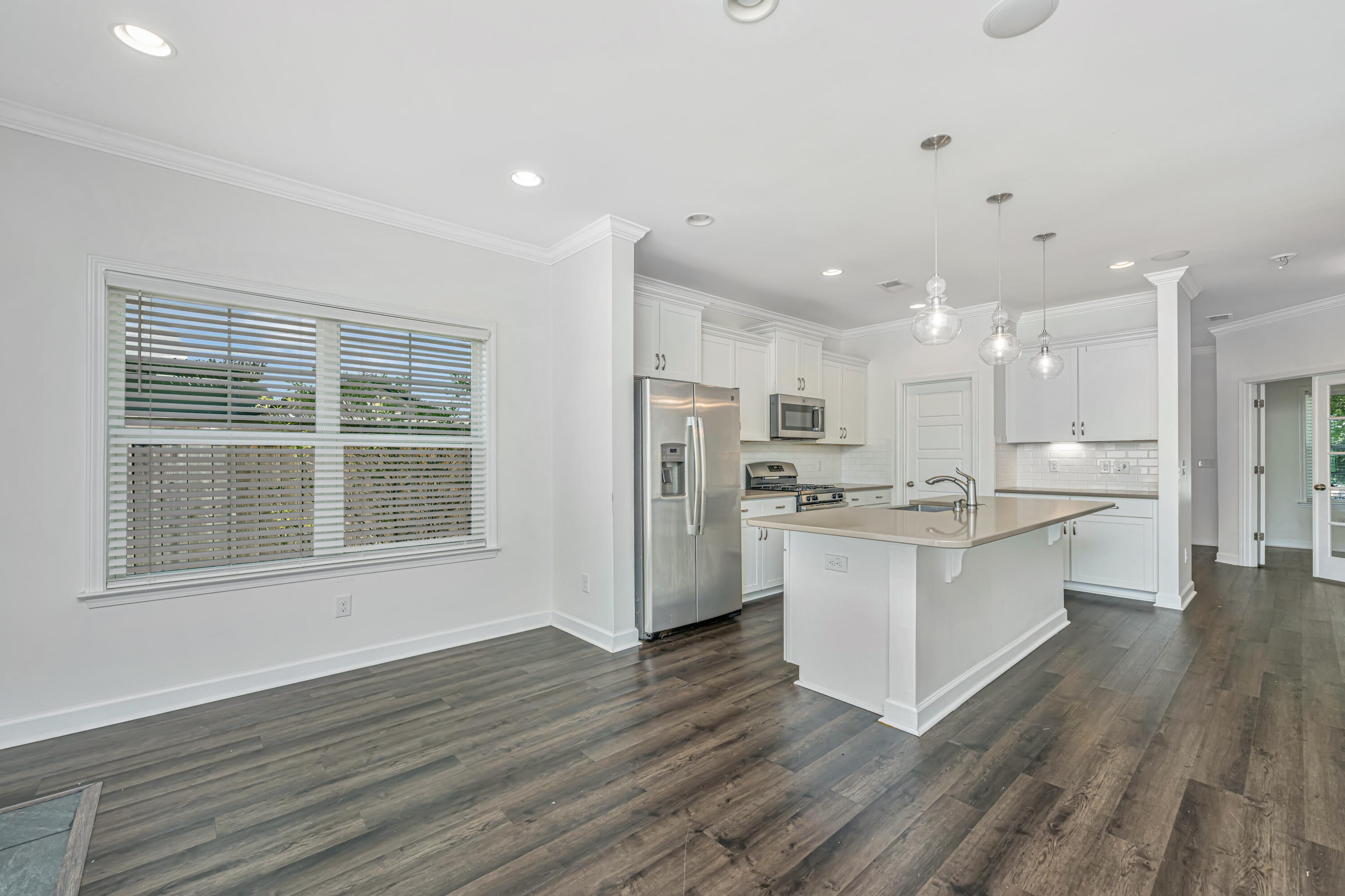 1676 Emmets Road Johns Island, SC 29455 - Photo 10 of 29 1676EmmetsRd014