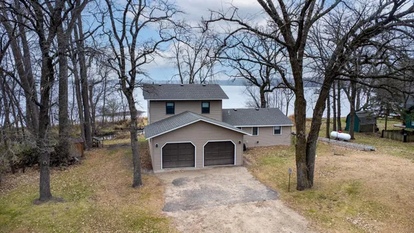 $475,000 | 21400 654th Avenue, Darwin, MN 55324