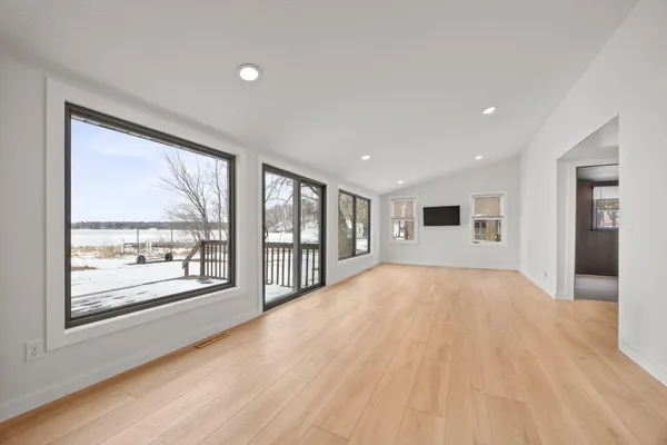 $475,000 | 21400 654th Avenue, Darwin, MN 55324