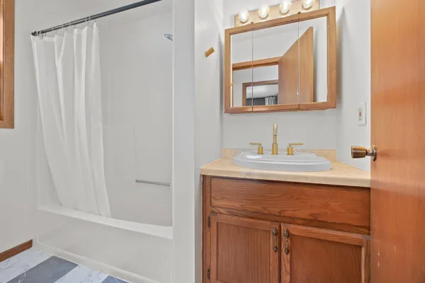 $475,000 | 21400 654th Avenue, Darwin, MN 55324