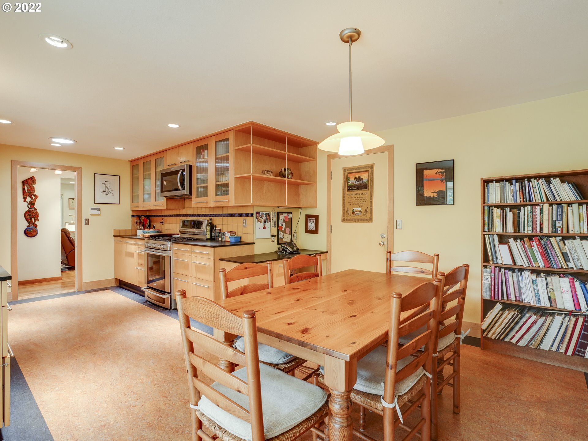4216 Southwest Pendleton Street Portland, OR 97221 - Photo 17 of 31 Gallery Image 17