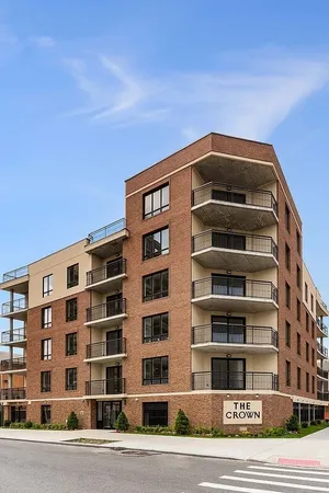 $3,949 | 524 Ocean View Avenue, Unit 3PH | Brighton Beach