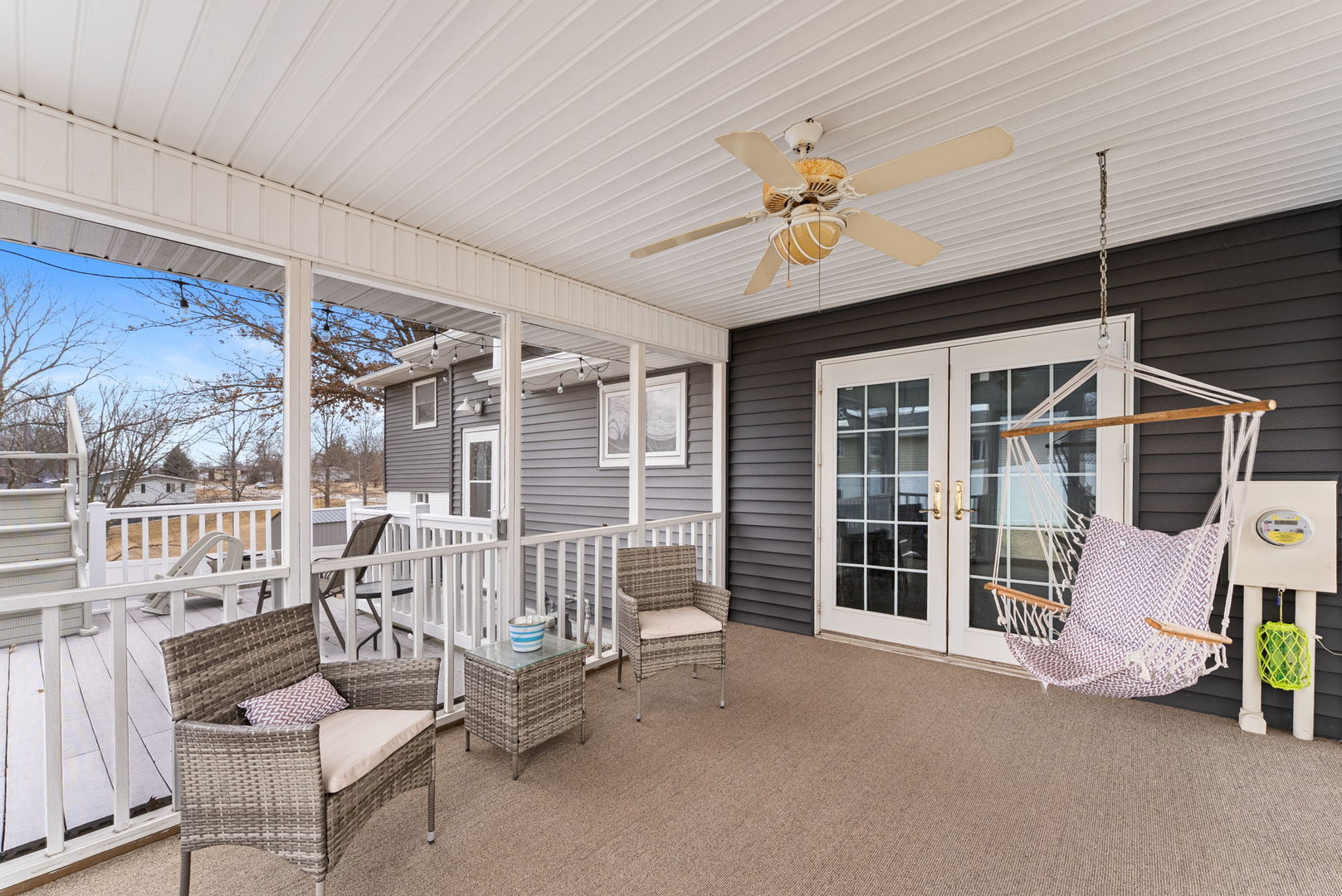 404 Southwest 10th Street Aledo, IL 61231 - Photo 8 of 27 a balcony with furniture