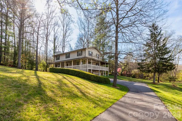$768,000 | 121 Churchill Downs Drive, Fairview, NC 28730