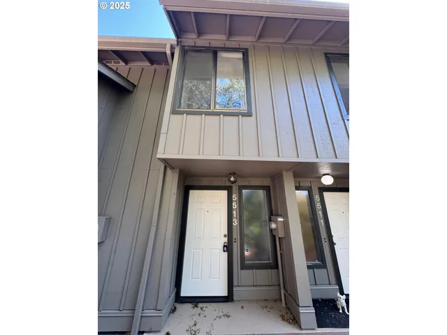 a view of an entryway