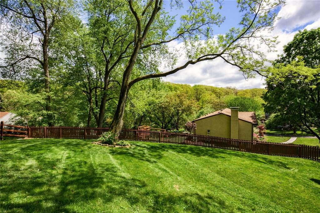 2075 Redcoach Road Allison Park, PA 15101 - Photo 21 of 25 This is a fabulous rear yard.......level and fenced in!
