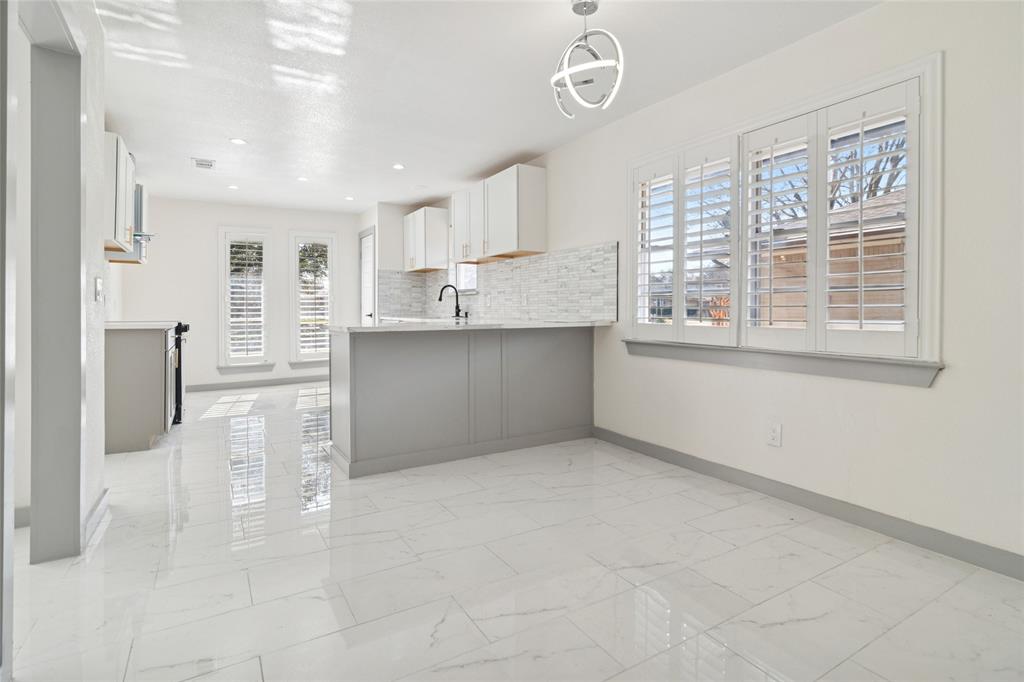 2325 Regal Road Plano, TX 75075 - Photo 11 of 34