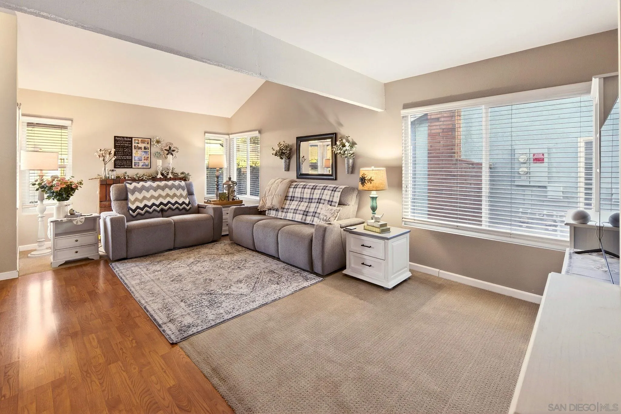 13850 Midgrove Court Poway, CA 92064 - Photo 12 of 60