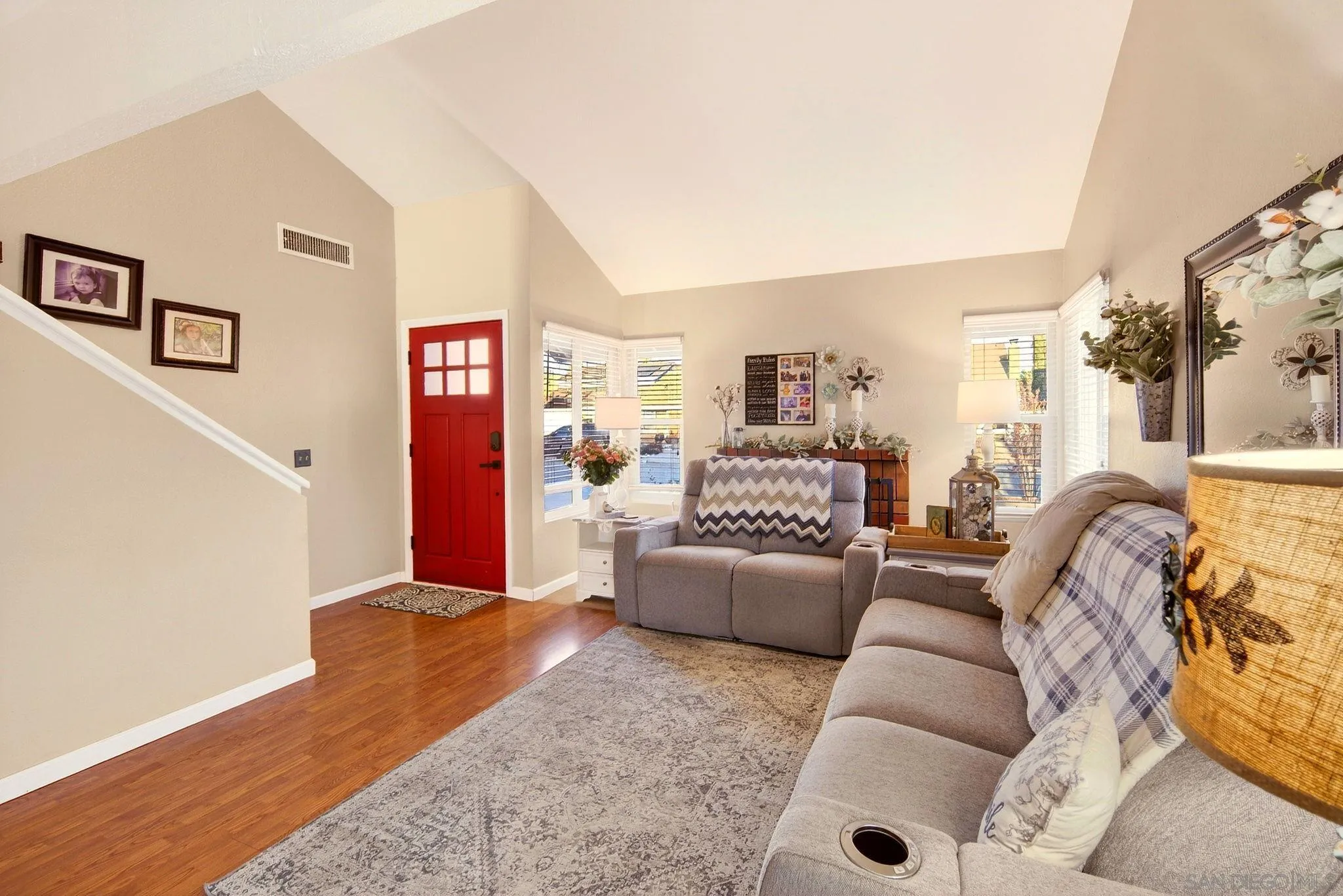 13850 Midgrove Court Poway, CA 92064 - Photo 13 of 60