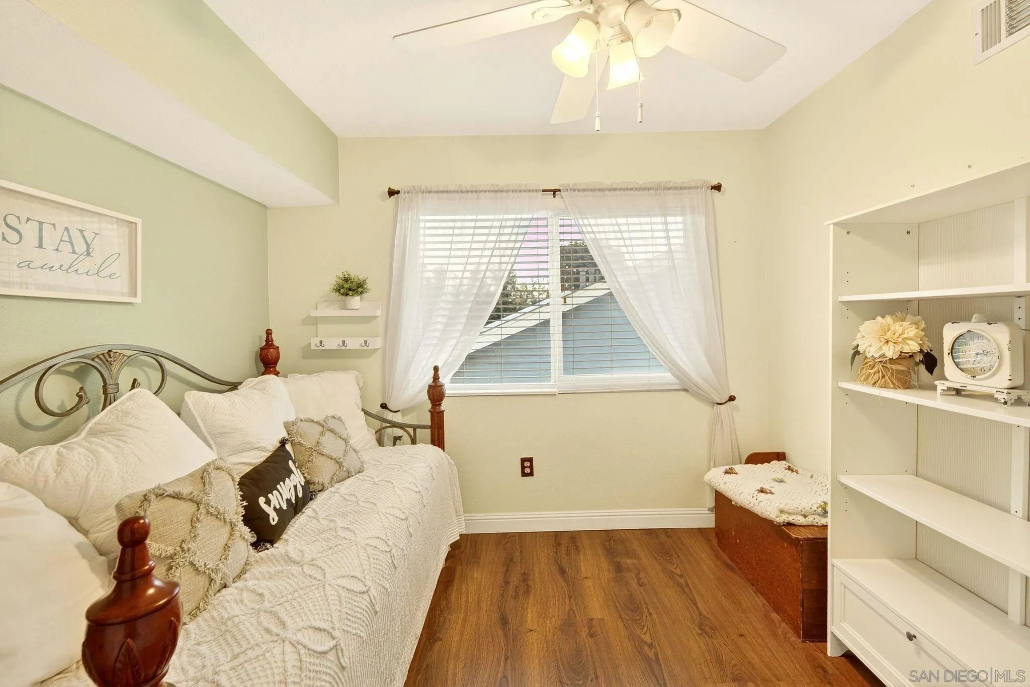 13850 Midgrove Court Poway, CA 92064 - Photo 26 of 60