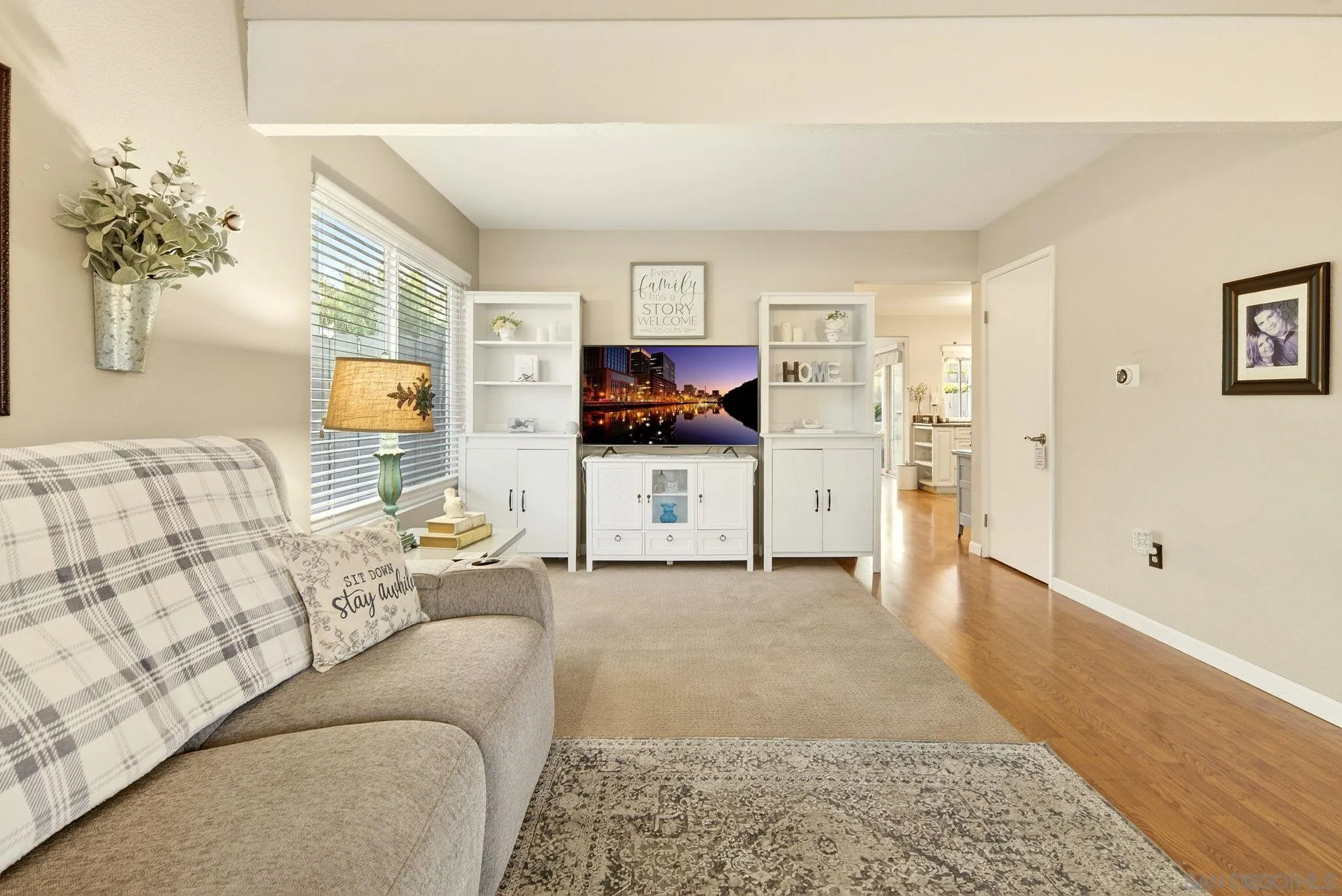 13850 Midgrove Court Poway, CA 92064 - Photo 8 of 60