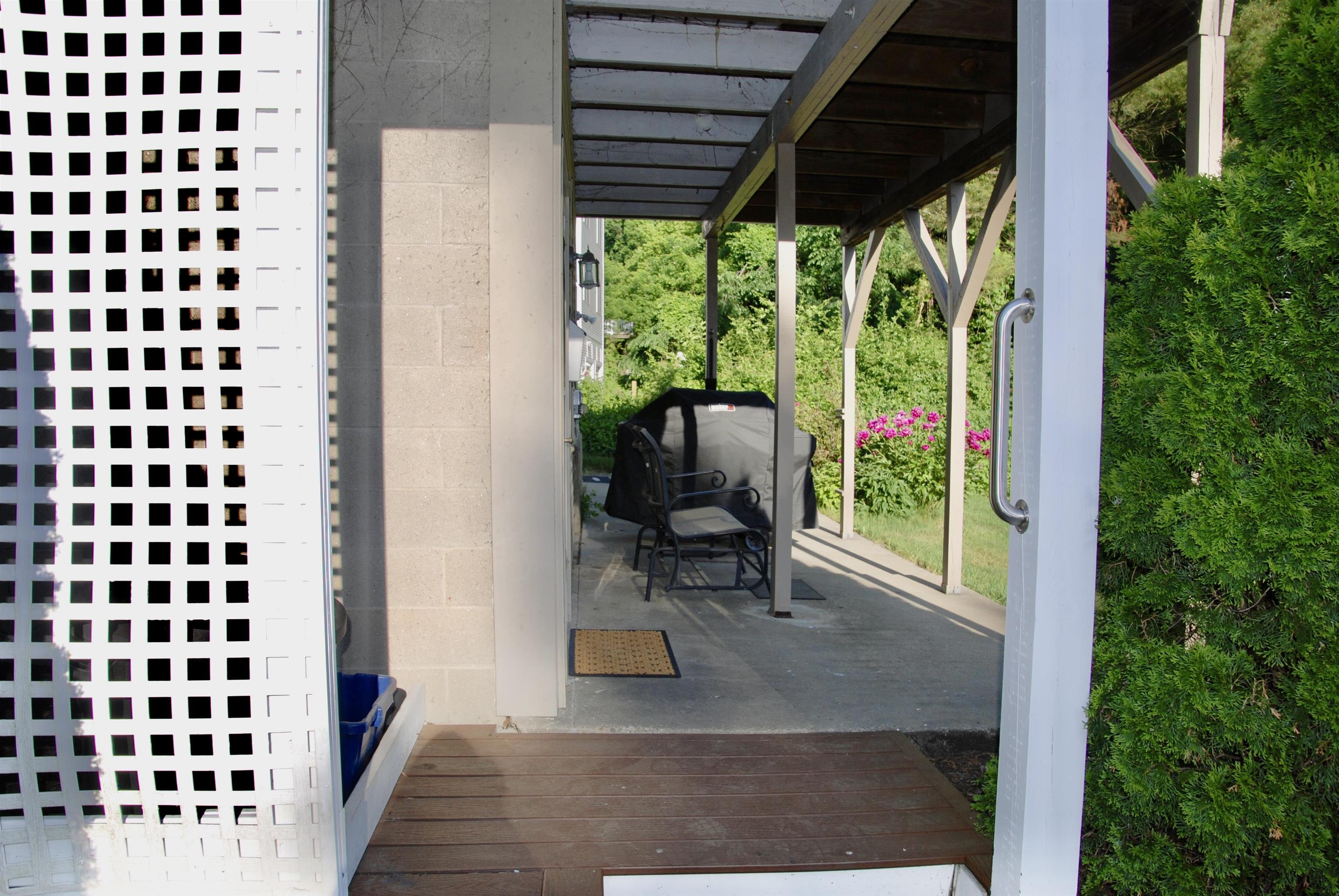 285 East Side Drive Concord, NH 03301 - Photo 7 of 19