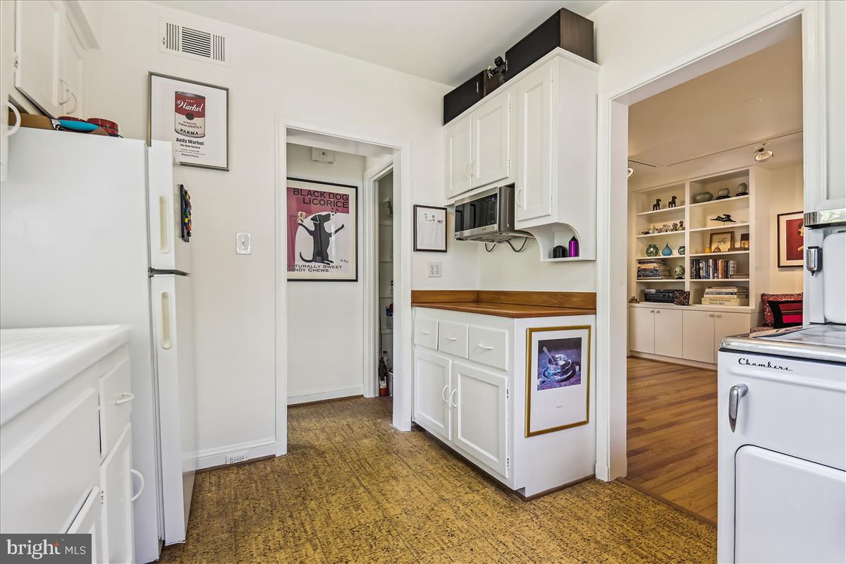 4203 Eastview Road Baltimore, MD 21218 - Photo 35 of 72