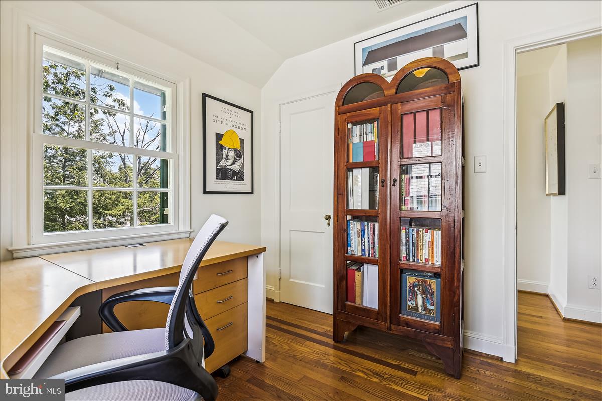 4203 Eastview Road Baltimore, MD 21218 - Photo 42 of 72