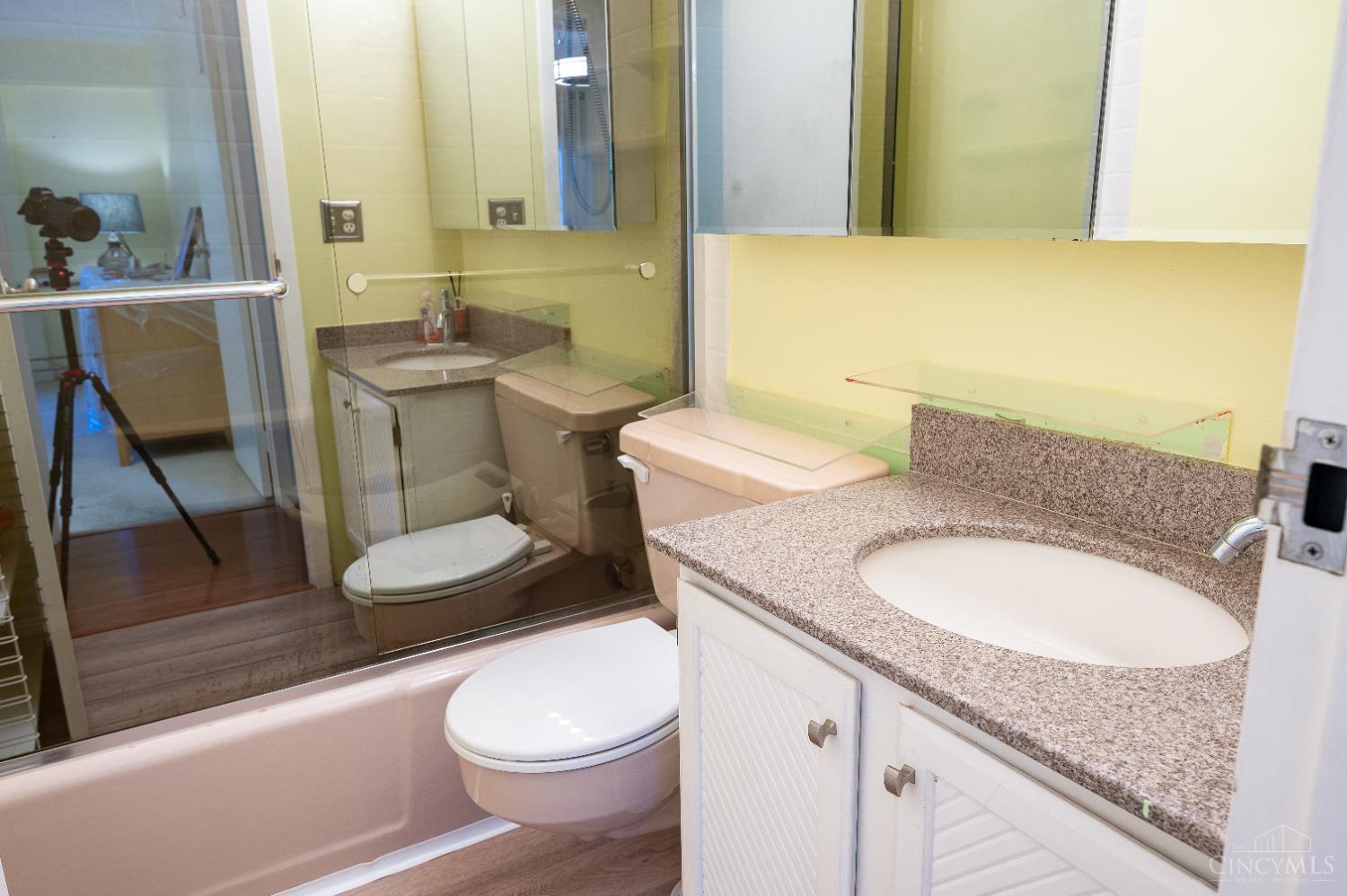 1815 William Howard Taft Road, Unit 207 Cincinnati, OH 45206 - Photo 16 of 20