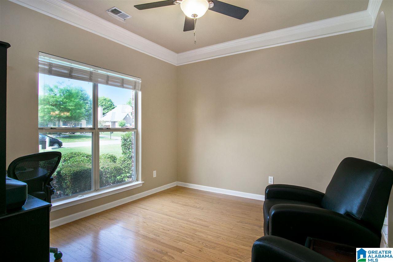 648 Barkley Circle Alabaster, AL 35007 - Photo 2 of 26