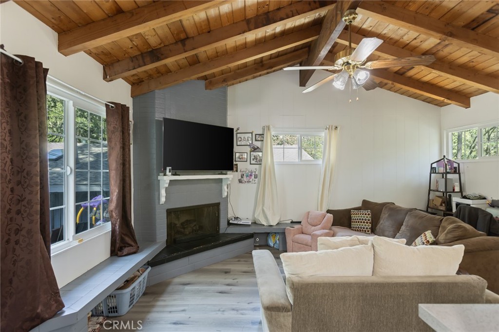 773 Woodland Road Crestline, CA 92325 - Photo 4 of 37