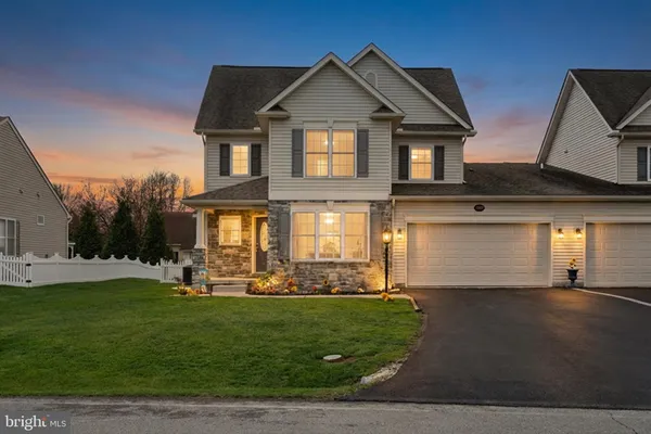 $423,300 | 17927 Constitution Circle, Hagerstown, MD 21740