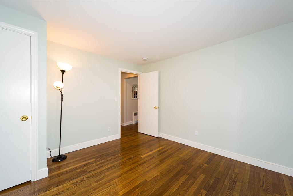 40 Audrea Road Framingham, MA 01701 - Photo 15 of 36