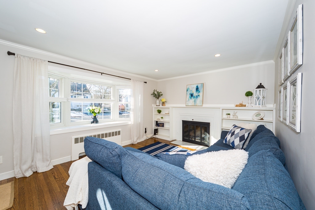 40 Audrea Road Framingham, MA 01701 - Photo 5 of 36