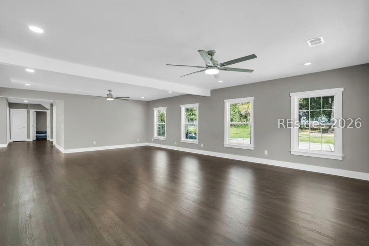 401 Mulberry Street West Hampton, SC 29924 - Photo 3 of 56