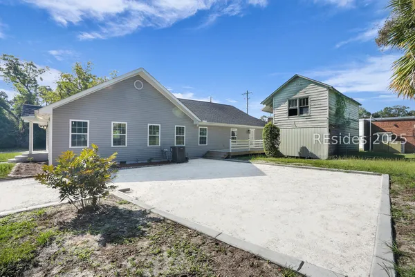 $390,000 | 401 Mulberry Street West, Hampton, SC 29924