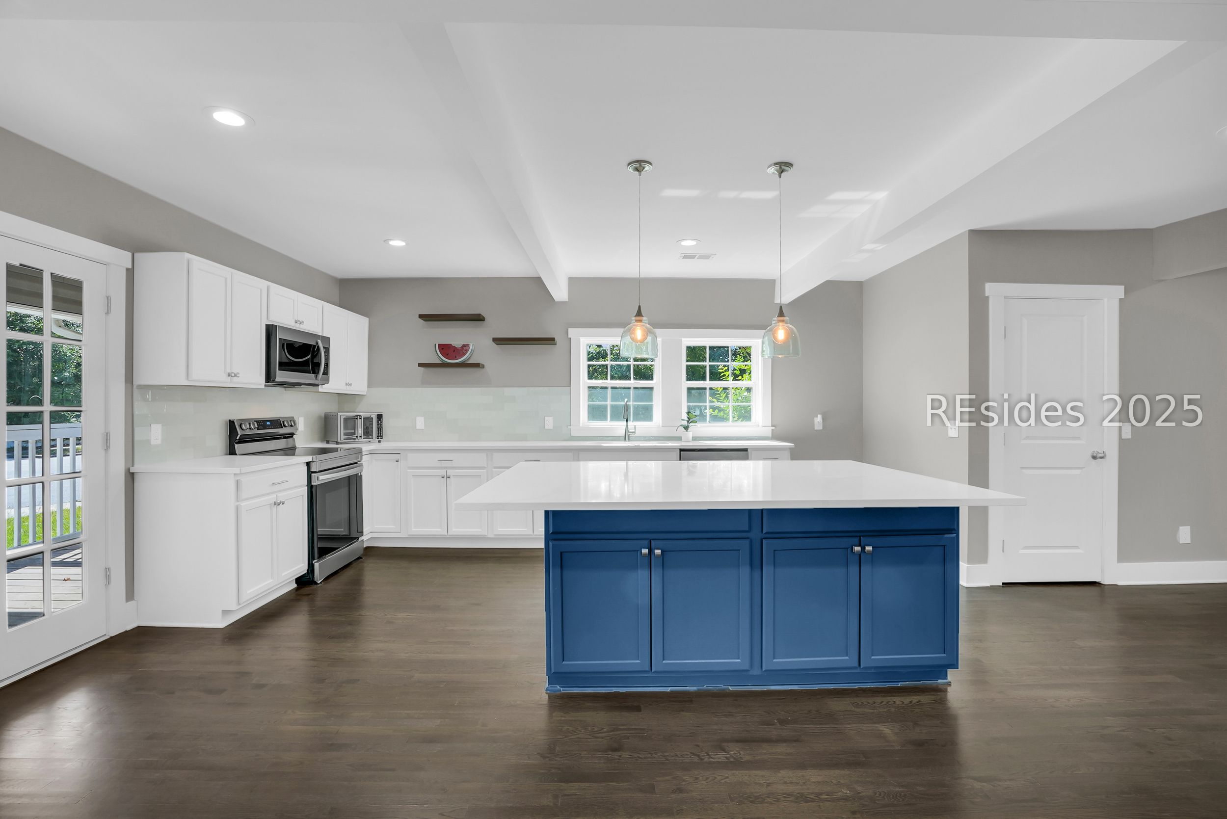 401 Mulberry Street West Hampton, SC 29924 - Photo 6 of 56