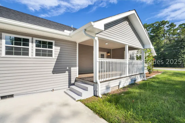 $390,000 | 401 Mulberry Street West, Hampton, SC 29924