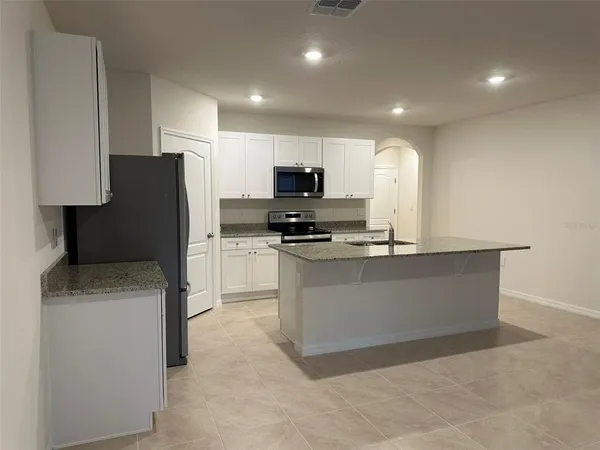 $2,250 | 5692 Siltstone Street, Lakeland, FL 33811