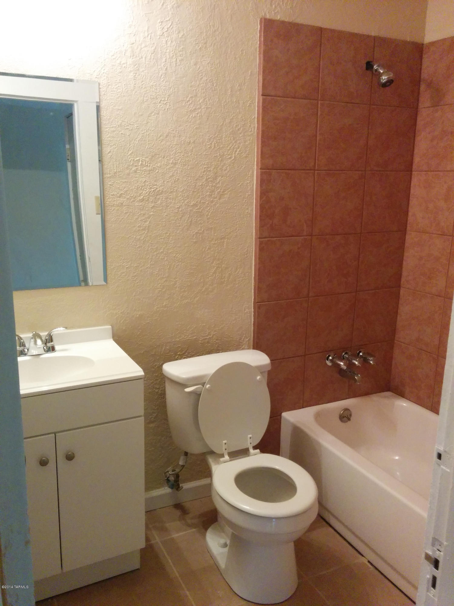221 West Roger Road, Unit A Tucson, AZ 85705 - Photo 4 of 8