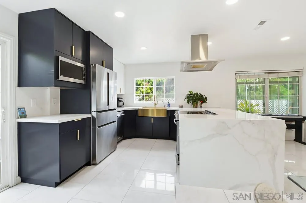 3123 Villa Espana Spring Valley, CA 91978 - Photo 15 of 42