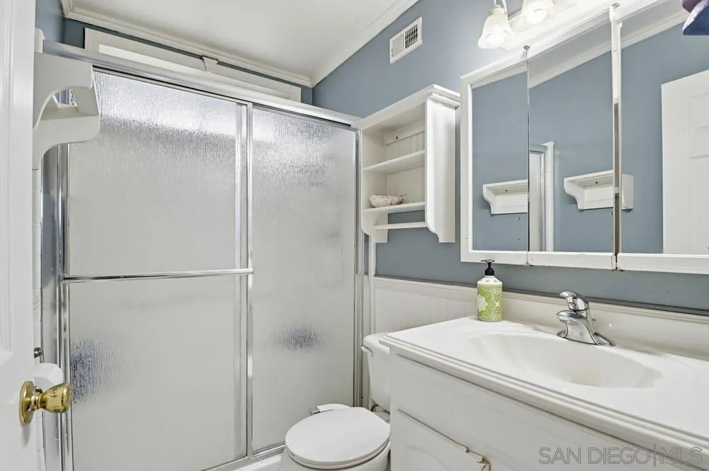 3123 Villa Espana Spring Valley, CA 91978 - Photo 19 of 42