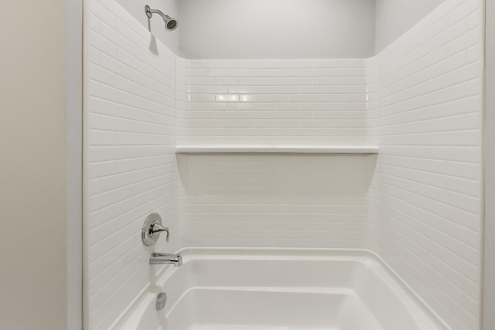 377 Masters Drive Addison, IL 60101 - Photo 17 of 29