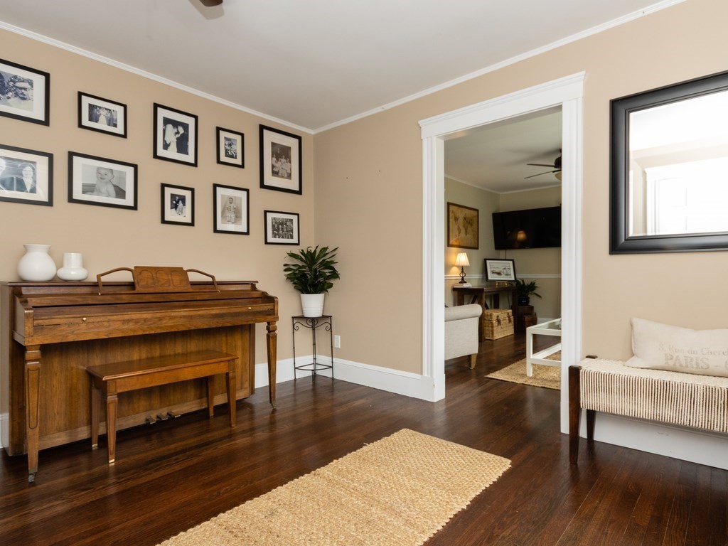 16 Devon Road Braintree, MA 02184 - Photo 3 of 40 Gallery Image 3