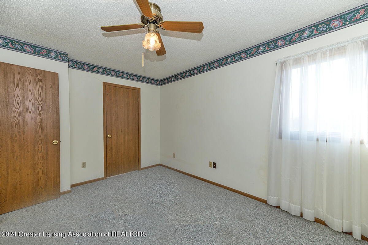 7192 Calkins Road Flint, MI 48532 - Photo 13 of 21 18