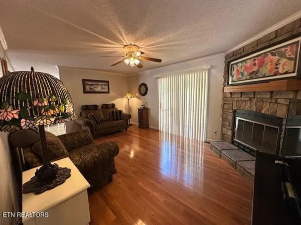 $175,000 | 63 Powell Howard Lane, Hulen, KY 40845