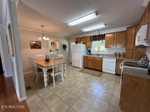 $175,000 | 63 Powell Howard Lane, Hulen, KY 40845